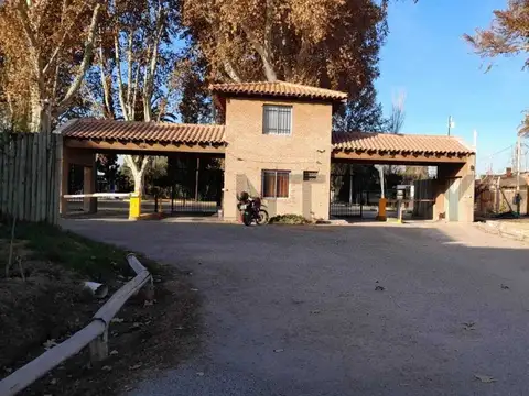 Carril Viejo a Lavalle y Aviador Casale , Piso 0