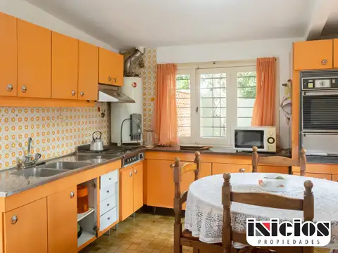 Casa en Venta con 1 cochera
