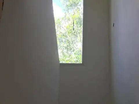 Depto Tipo Casa 3 ambientes con 2 baños