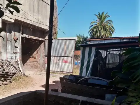 Galpon en Venta 20  mts Frente