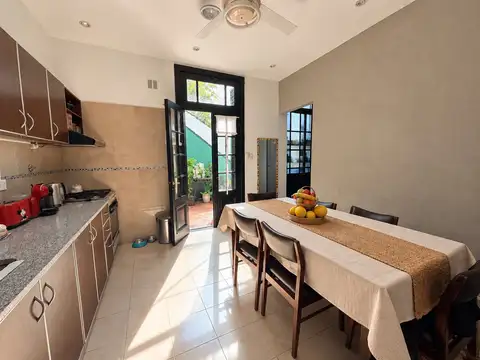 Depto Tipo Casa 4 ambientes con 3 baños