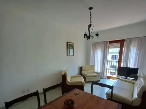 Corrientes 2300, Piso 8