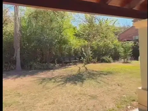 Casa en Alquiler de 4 dormitorios