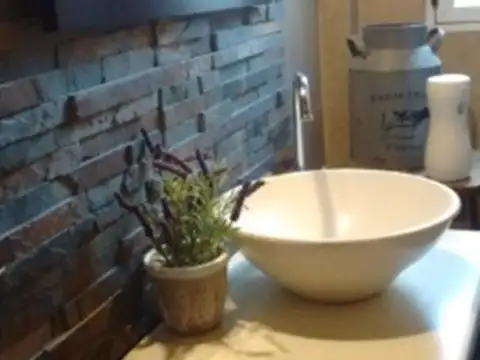 Casa 4 ambientes con 4 baños