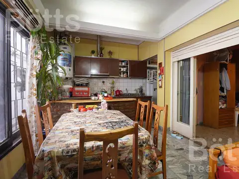 Depto Tipo Casa en Venta con 1 cocheras