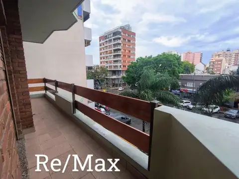 DEPARTAMENTO 5 AMBIENTES RAMOS MEJIA 243M2 COCHERA