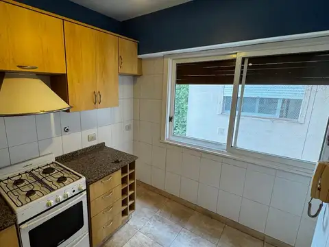 Depto 2 Ambientes con cochera - Devoto