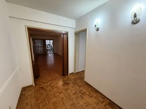 La Pampa 2100, Piso 1