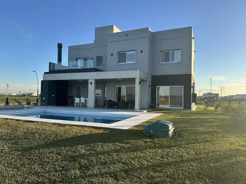 Casa en Puertos Escobar