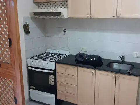 Depto Tipo Casa en Alquiler de 1 dormitorio