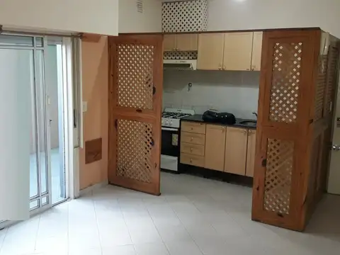 Depto Tipo Casa en Alquiler de 2 ambientes
