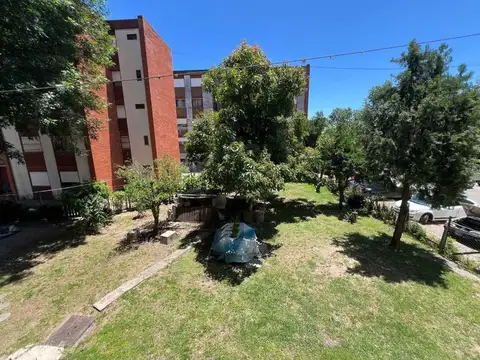 Departamento 4 ambientes FONAVI Garin Escobar