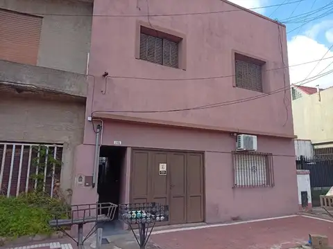 VENTA 2 DEPTOS 3 Y 4 AMB EN BLOCK LANUS