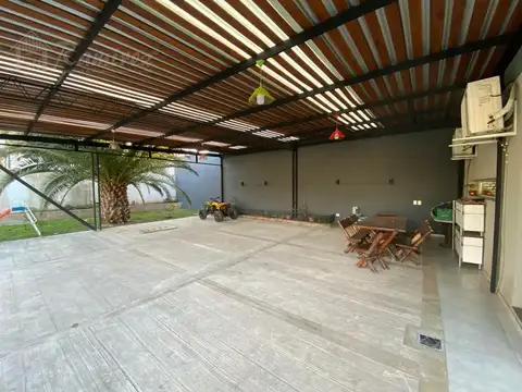 Quinta en Venta en Francisco Alvarez, USD 300.000
