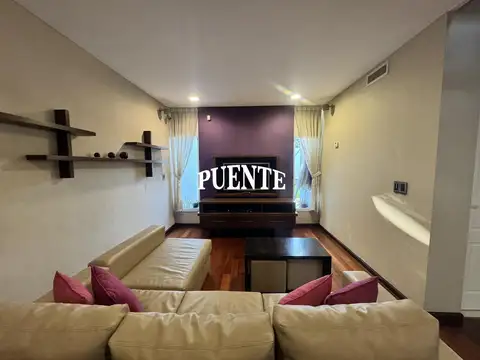 Casa en Venta al Este