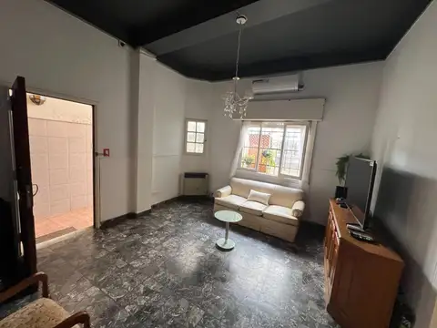 Local en Venta Via Pública