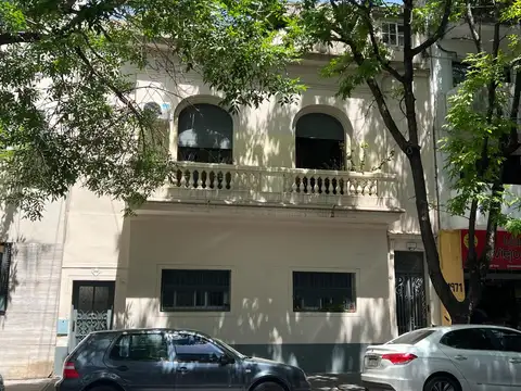 Edificio en Block - 4 UNIDADES SUBDIVIDIDAS