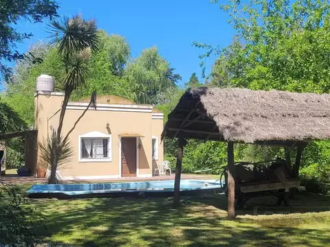 Venta OPORTUNIDAD APTO CRÉDITO Casa 3 Ambientes con Piscina en Parque Exaltacion