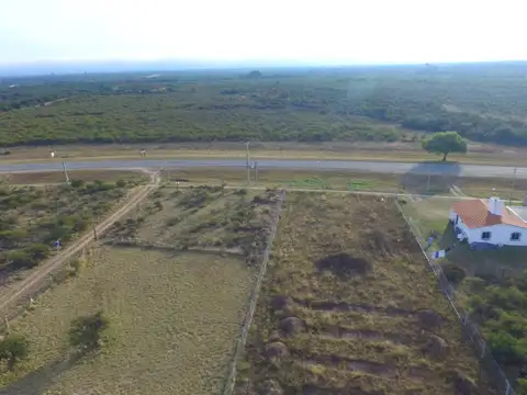 Lote de 1.000mts2 en Papagayos SL