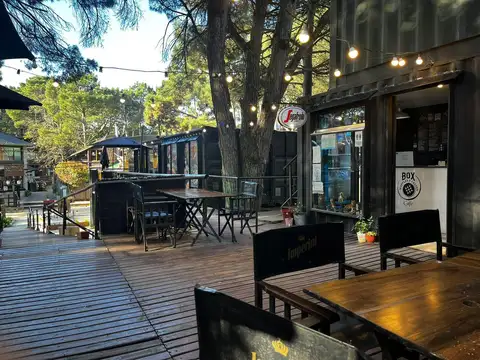 Gastronómico con trayectoria excelente ubicación