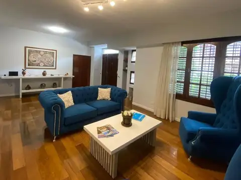 Casa en Venta de 5 dormitorios