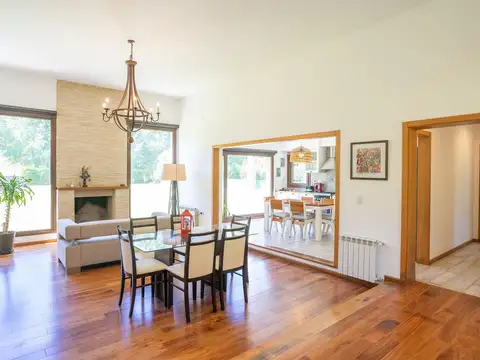 Casa en Alquiler en Ibarlucea, USD 1.800