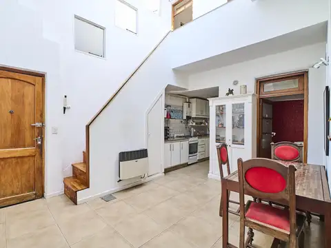 Depto Tipo Casa en Venta de 4 dormitorios