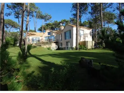 CASAS - CASA - MANANTIALES