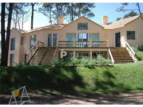 CASAS - CASA - MANANTIALES