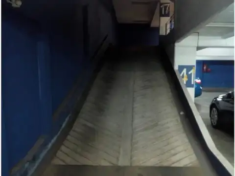 Cochera En Venta En Castelar