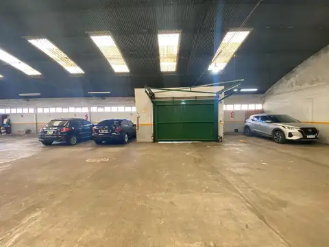 VENTA COCHERA CUBIERTA LANUS OESTE
