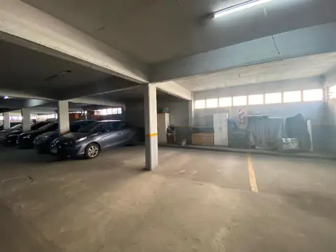 VENTA COCHERA CUBIERTA LANUS OESTE