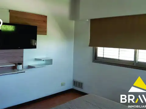 Casa barrio blanc con pileta