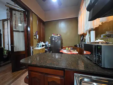 PH EN VENTA DE 4 AMBIENTES AL FRENTE EN CABALLITO OPORTUNIDAD REAL