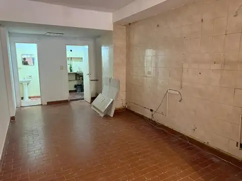 Local en Alquiler 50 años