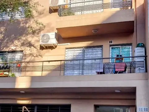 Depto Tipo Casa en Alquiler de 2 ambientes