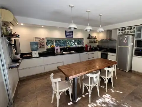 Casa en Alquiler al Oeste