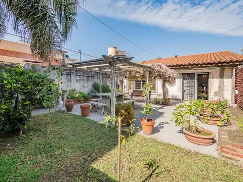 Venta PH  4 Ambientes con Patio y Parrilla