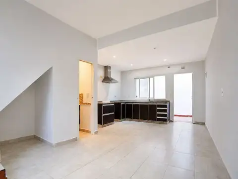 VTA.PH TPO DUPLEX 3AMB/PATIO.V. LYNCH APTO CREDITO