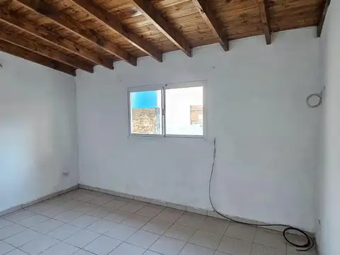 Depto Tipo Casa en Alquiler en Centro, $ 500.000