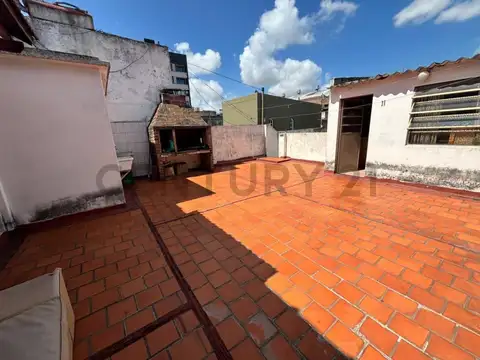 Gutierrez 1300, Piso 0