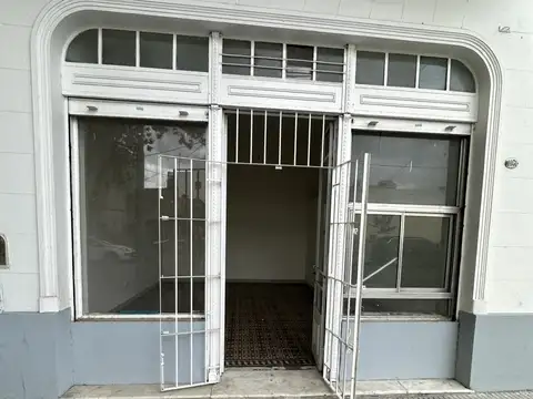 Corvalan 1000, Piso PB