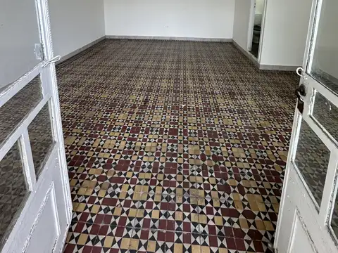 Local en Alquiler en Mataderos, $ 800.000