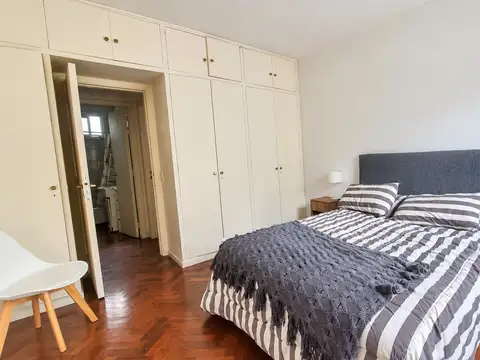 Amplio departamento 2 ambientes en Recoleta. Excelente ubicacion
