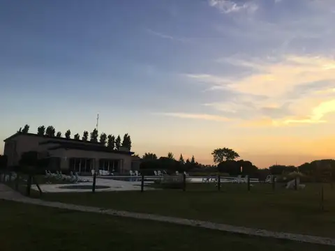 Lote de terreno, Barrio Fincas de San Vicente, tomaria auto.