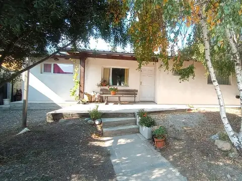 Casa 3 ambientes B° Buena Vista El Bolsón