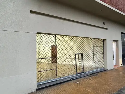 Local en Alquiler en Bernal Oeste, $ 1.500.000