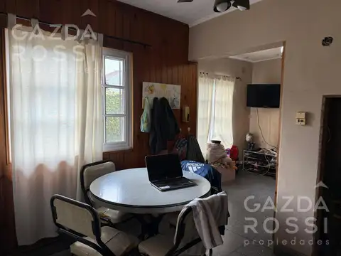 Casa ph en venta en Adrogue