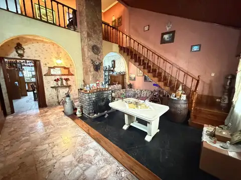 Casa en venta - San Antonio De Padua - 5 ambientes - Cerca estación
