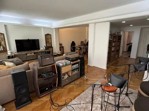 Departamento 5 ambientes con 3 baños